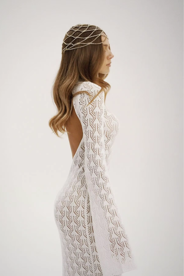 See-through long bell sleeve backless jurk