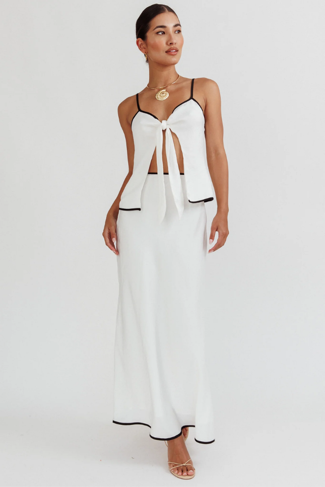 Elegante trim c hals contrast model set
