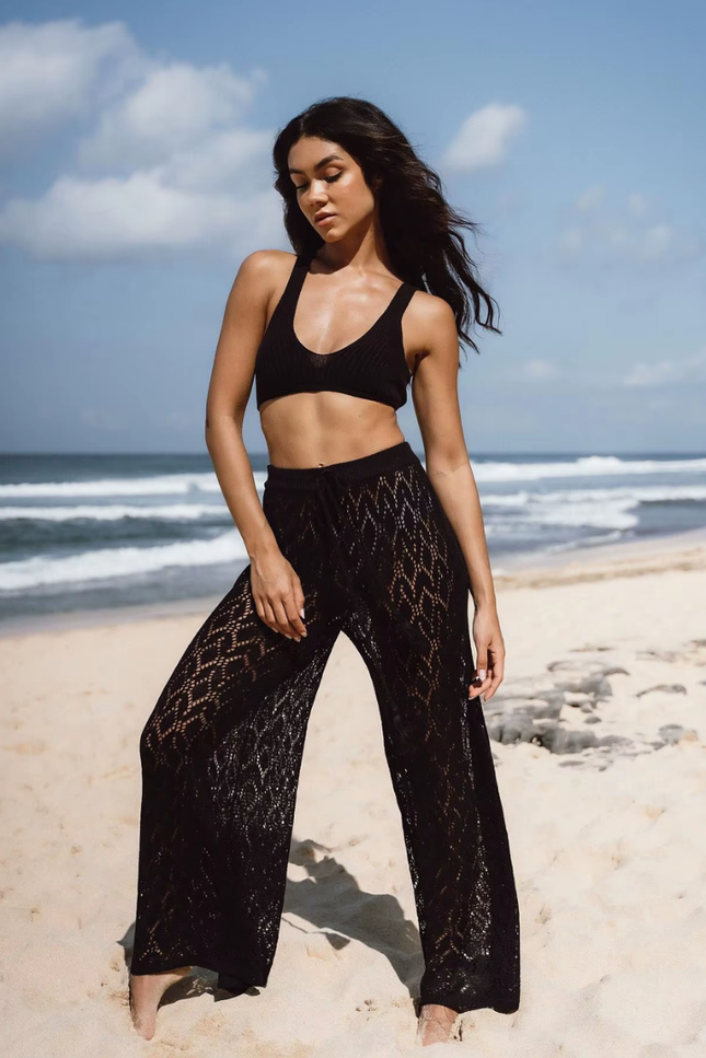 Chic hollow out knitted broek