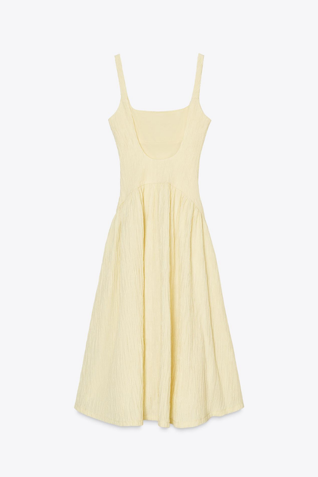 Gele slip model ruffle stijl jurk